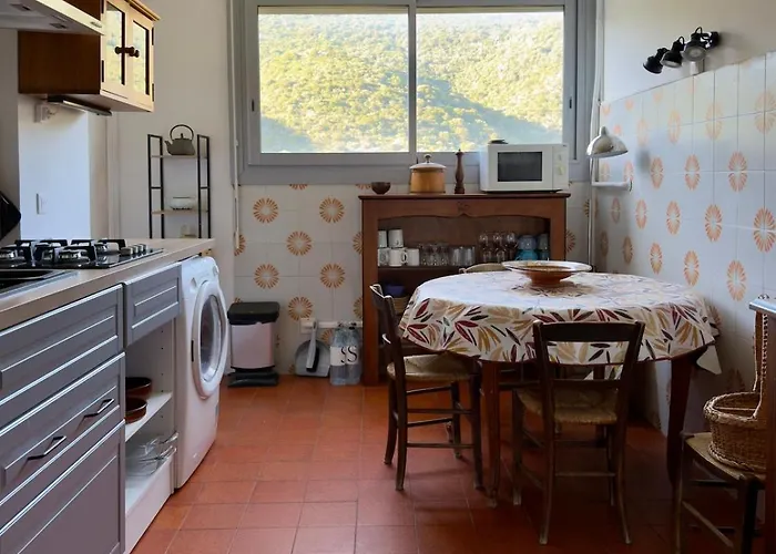 Vista Di Nata En Entre Et Maquis * Ajaccio (Corsica)