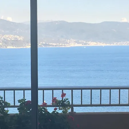 Vista Di Nata En Entre Et Maquis Lägenhet *